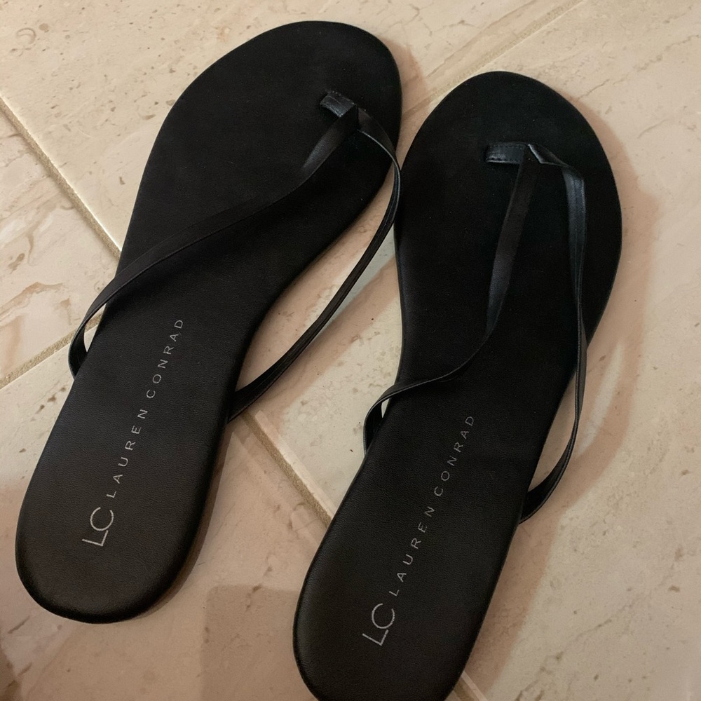 Lot of sandals! 3 pairs !!